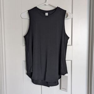 Lululemon NWT Lightweight Split Back Training Tank - Black sz XS
